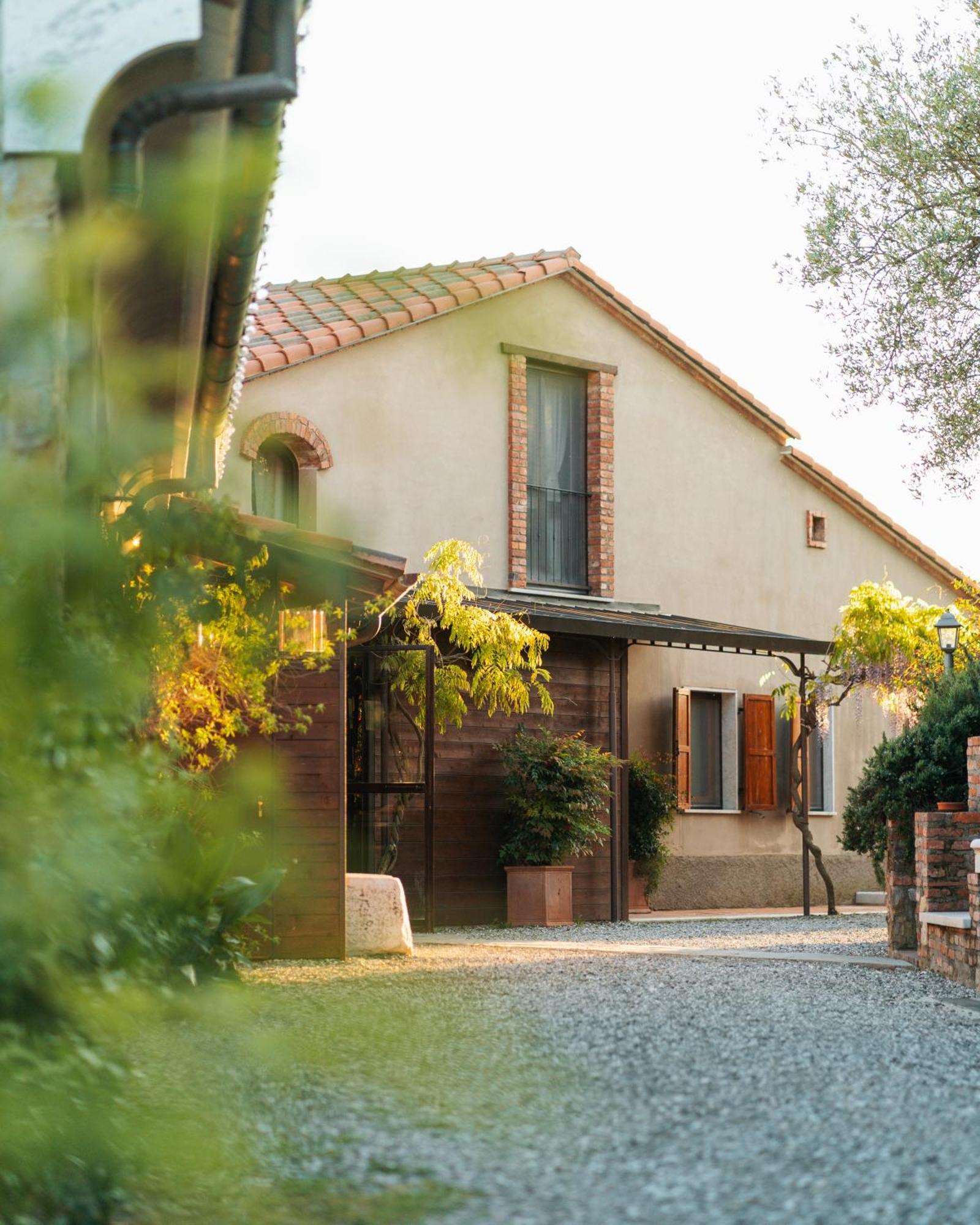 Agriturismo La Burlanda Фоздиново Экстерьер фото